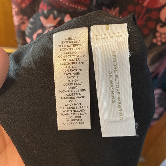 Beautiful Loft midi dress with sheer tiered half sleeves and floral print 😍😍 - Picture 8 of 11